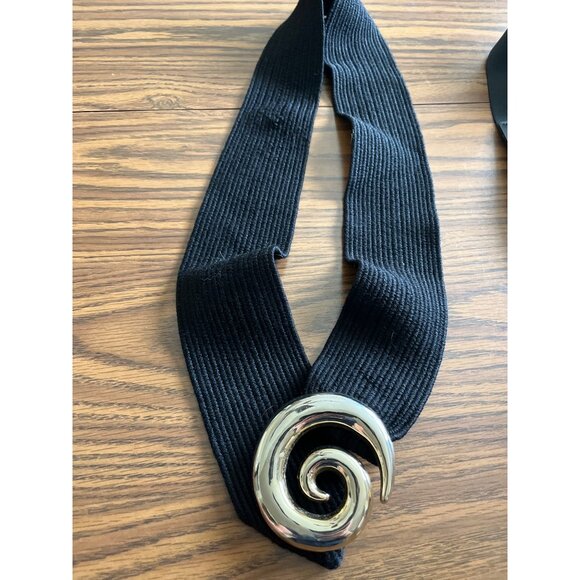 Black stretch belts with gold tone buckles set of two size S/M - Picture 2 of 6